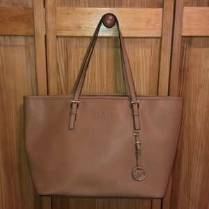 Michael Kors Tote